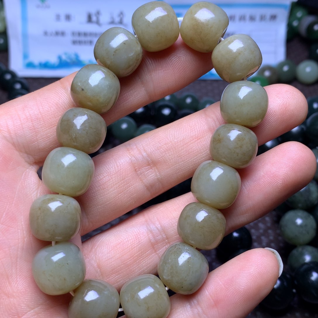 未镶嵌手链和田玉