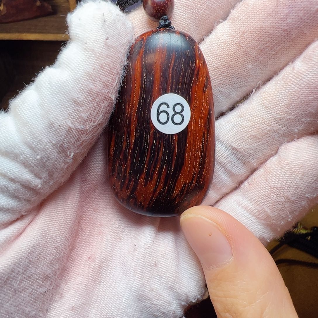 丝***）檀香紫檀（小叶紫檀）