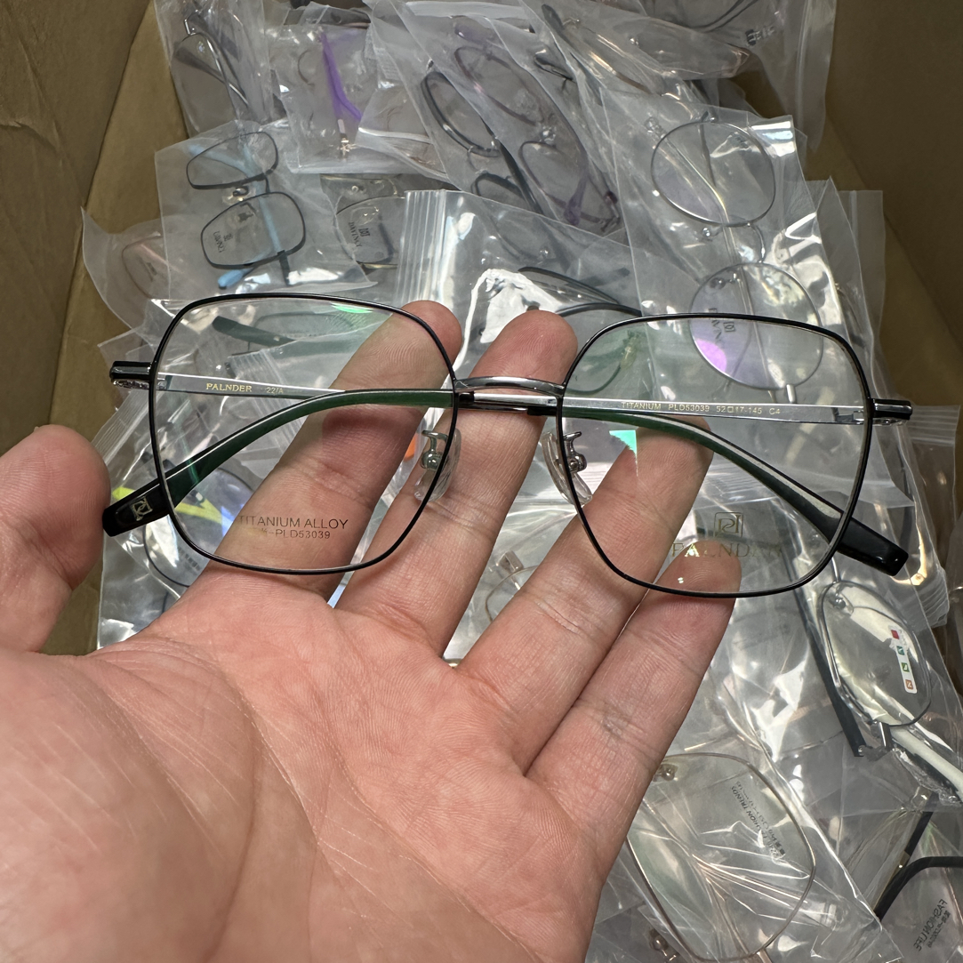 九月上新！ 特价！高品质某牌复古镜框(半钛合金混发)