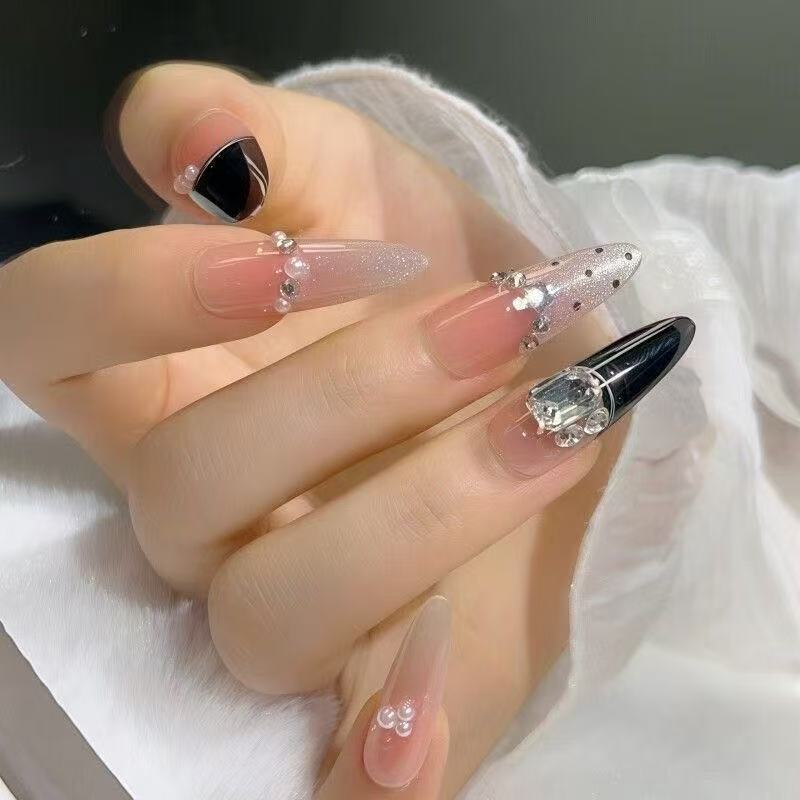 爆闪季气质波点黑色千金香槟猫眼法式穿戴甲