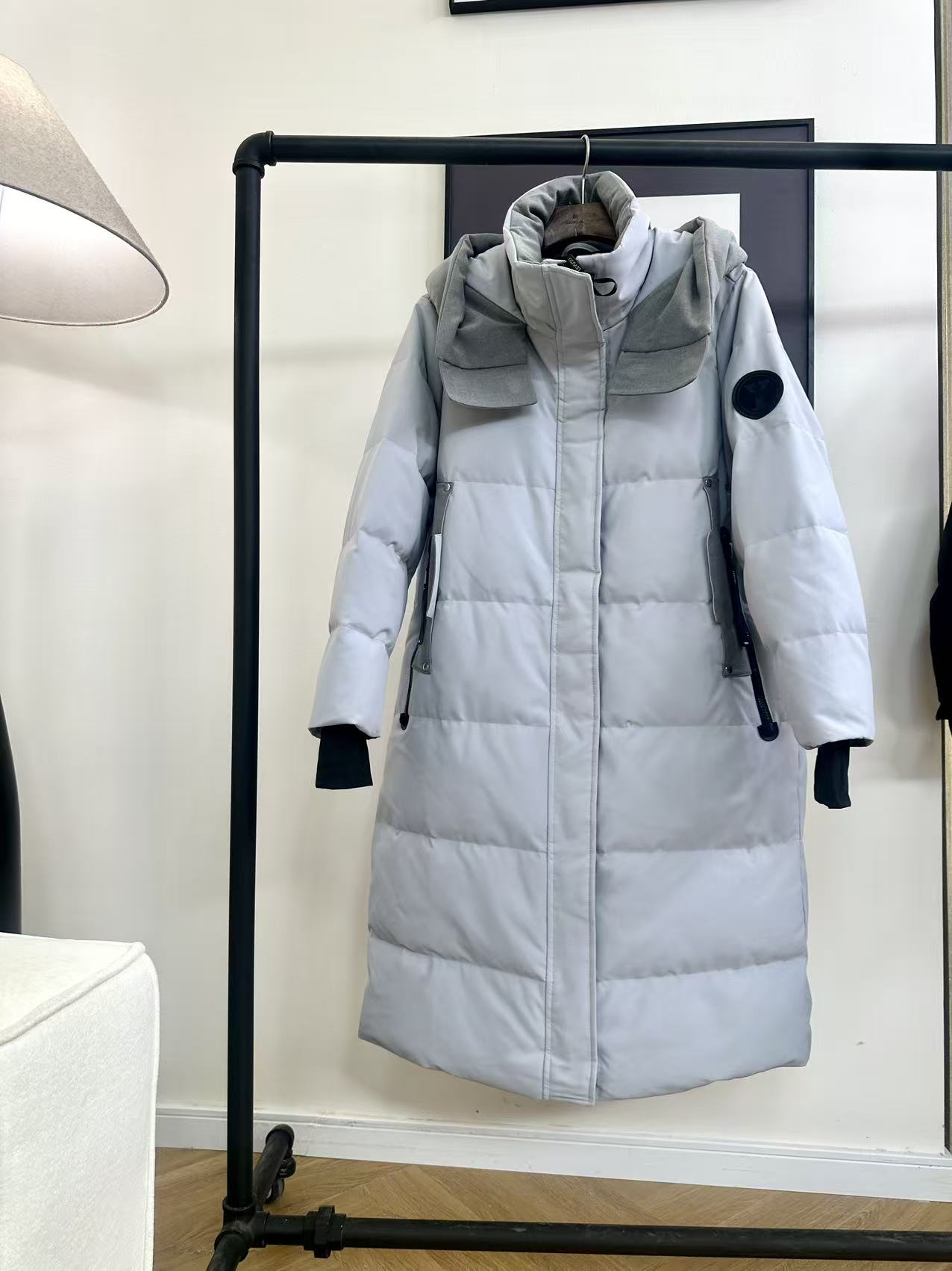 冬季保暖高充绒情侣款连帽过膝羽绒服Y951