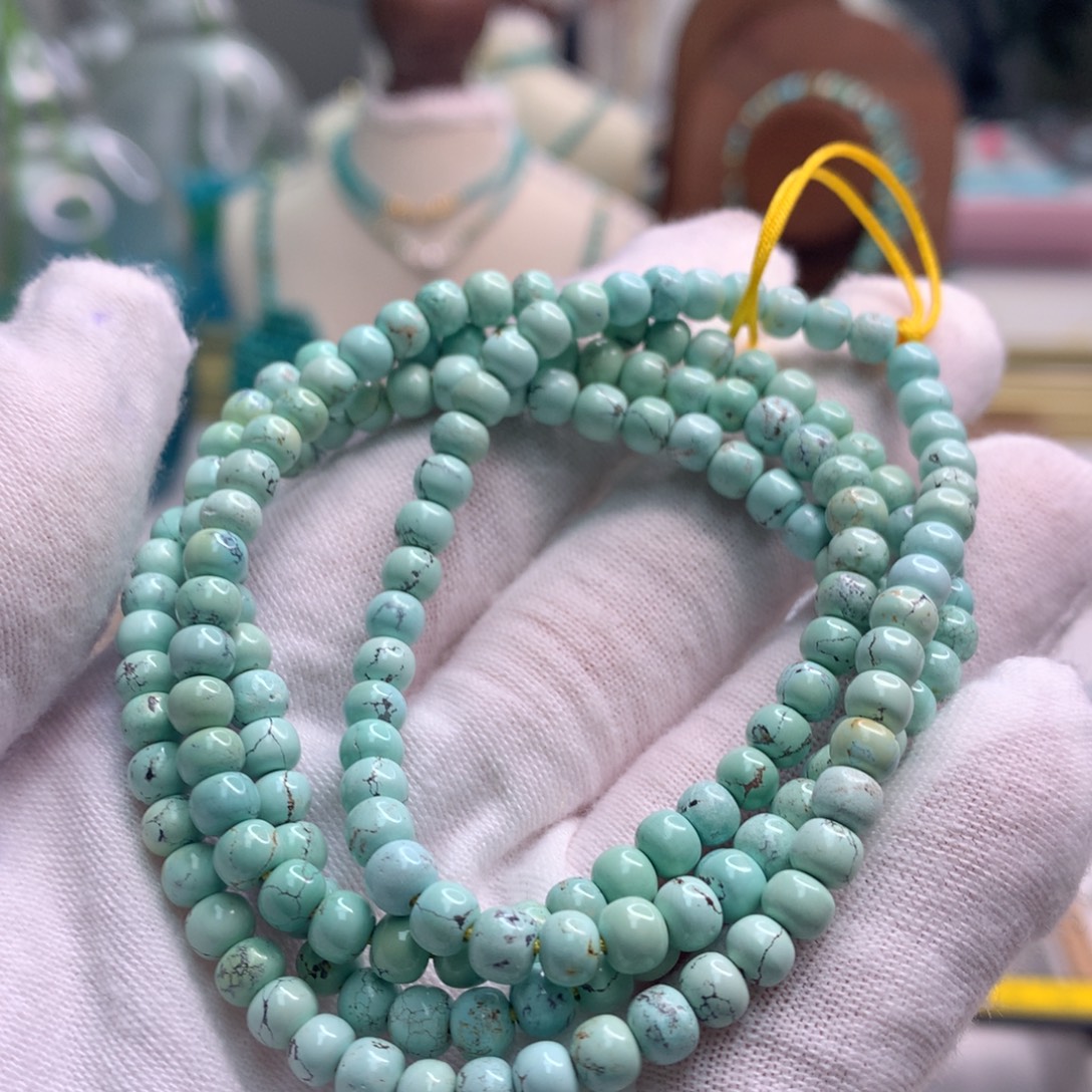 绿松石未镶嵌饰品