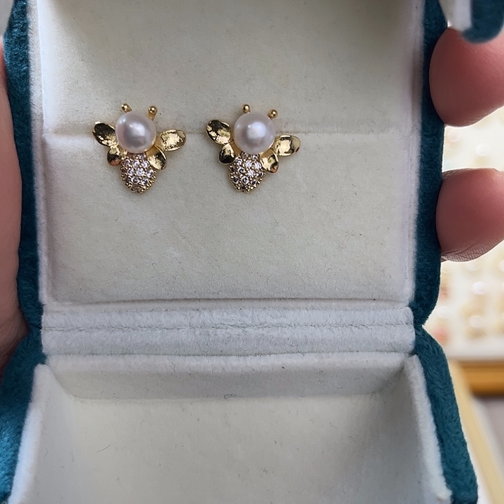 合金淡水珍珠耳饰