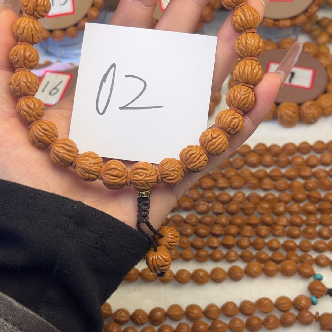 核桃龙纹桃核小金豆手持