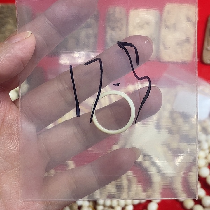 泥塑不打孔联系客服