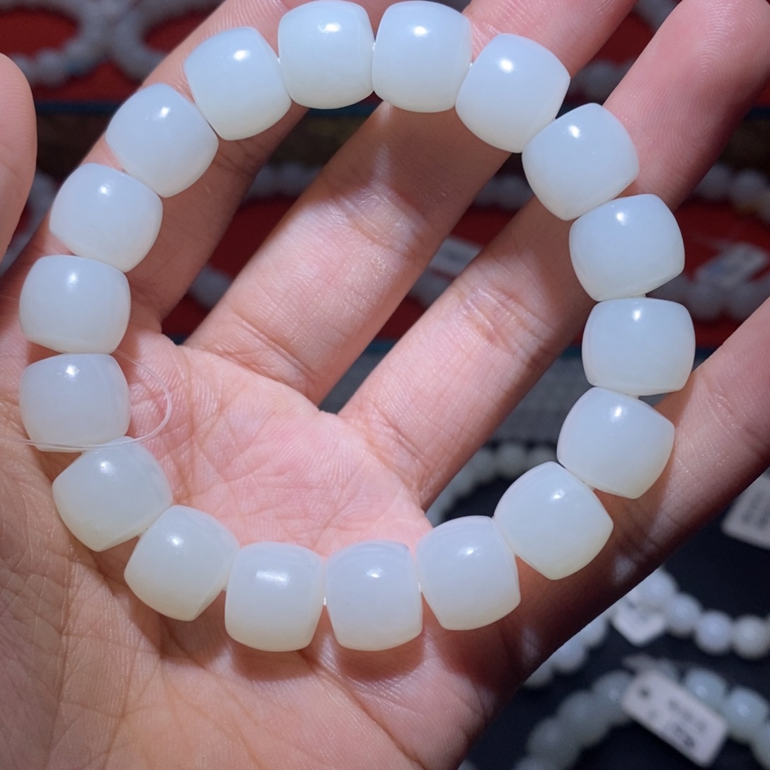 强***恼和田玉未镶嵌手串卡12直切