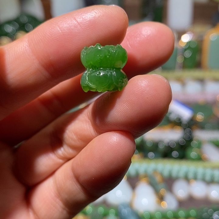 和田玉（碧玉）未镶嵌颈饰