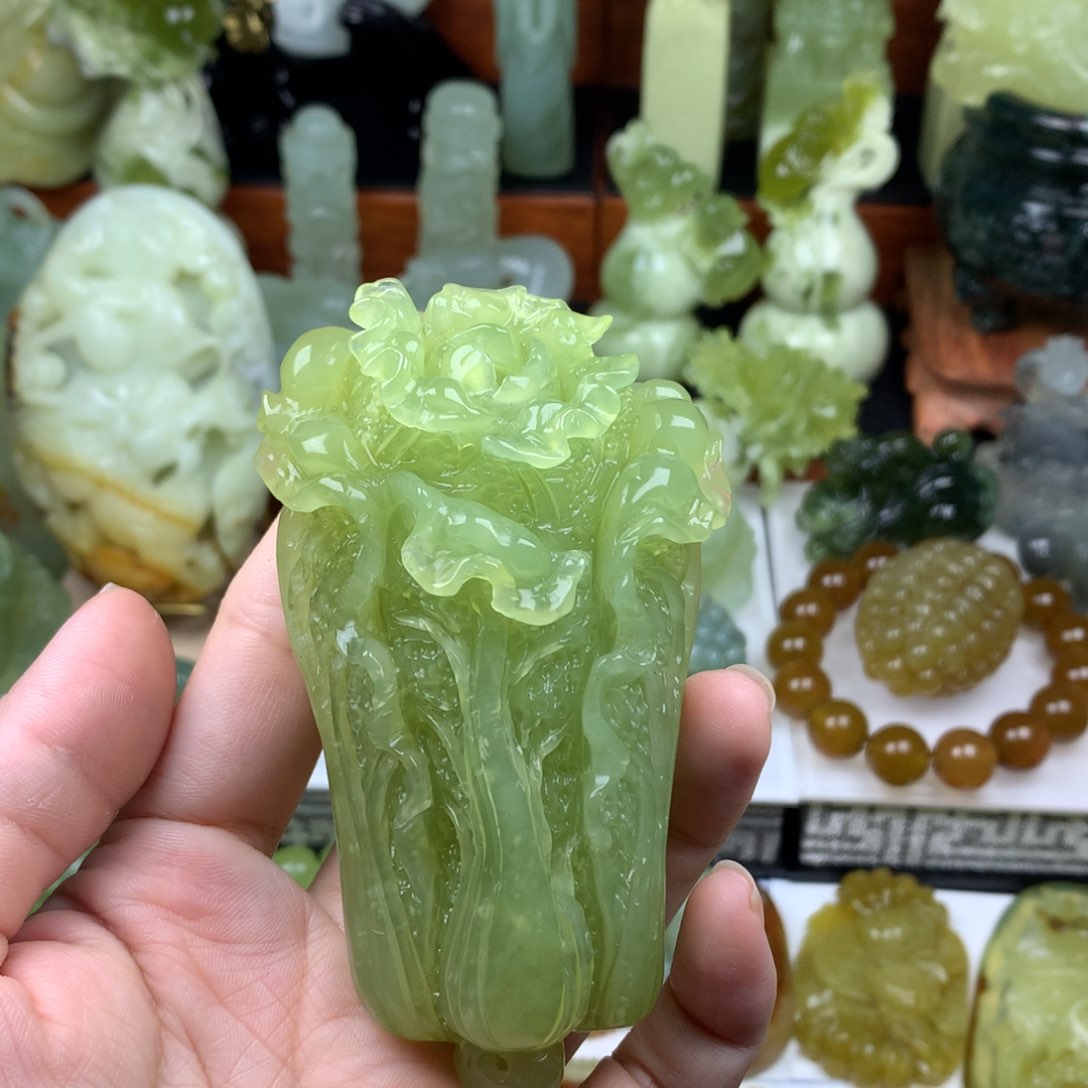 岫玉手把件未镶嵌