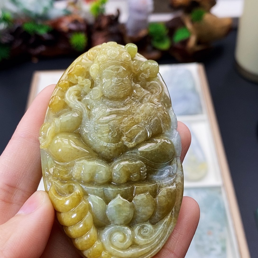 颈饰未镶嵌翡翠事**顺缅甸翡翠a货