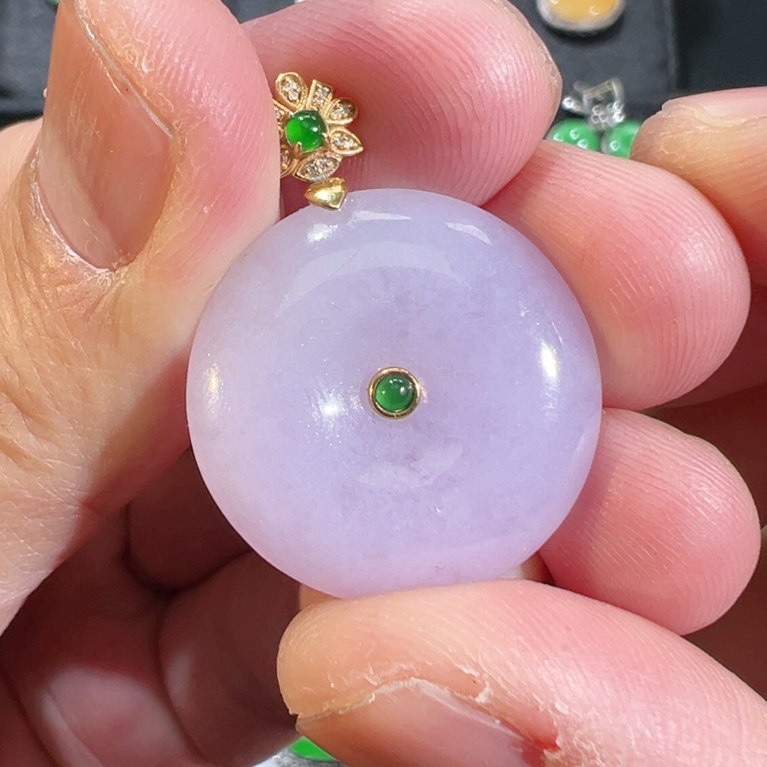 【闪购商品】翡翠吊坠(不含链)18K金镶嵌