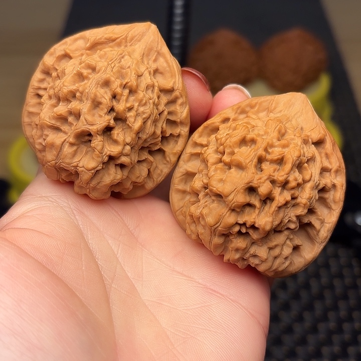 吊坠文玩核桃47麒麟纹官帽