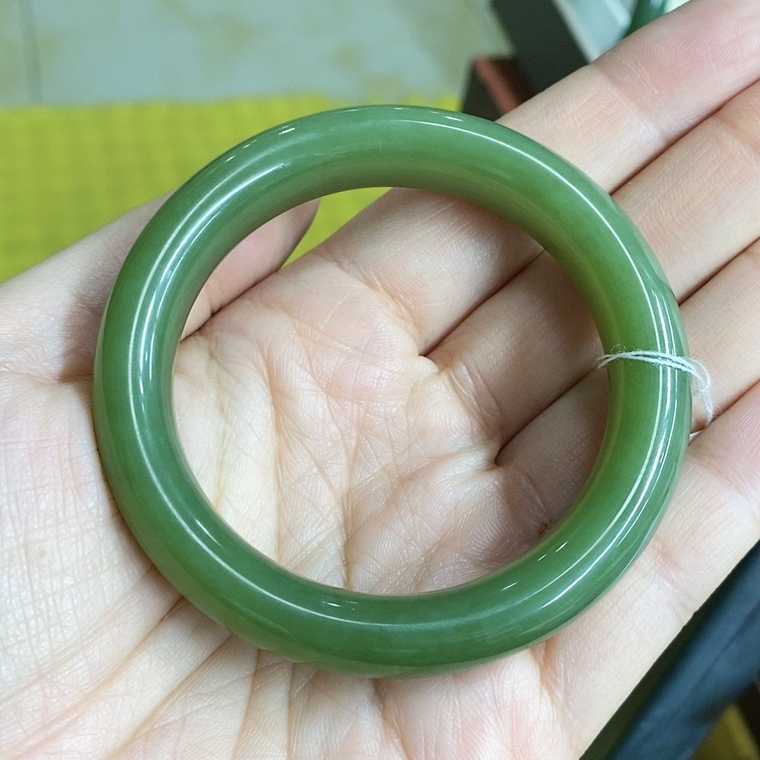 【闪购商品】和田玉手镯未镶嵌