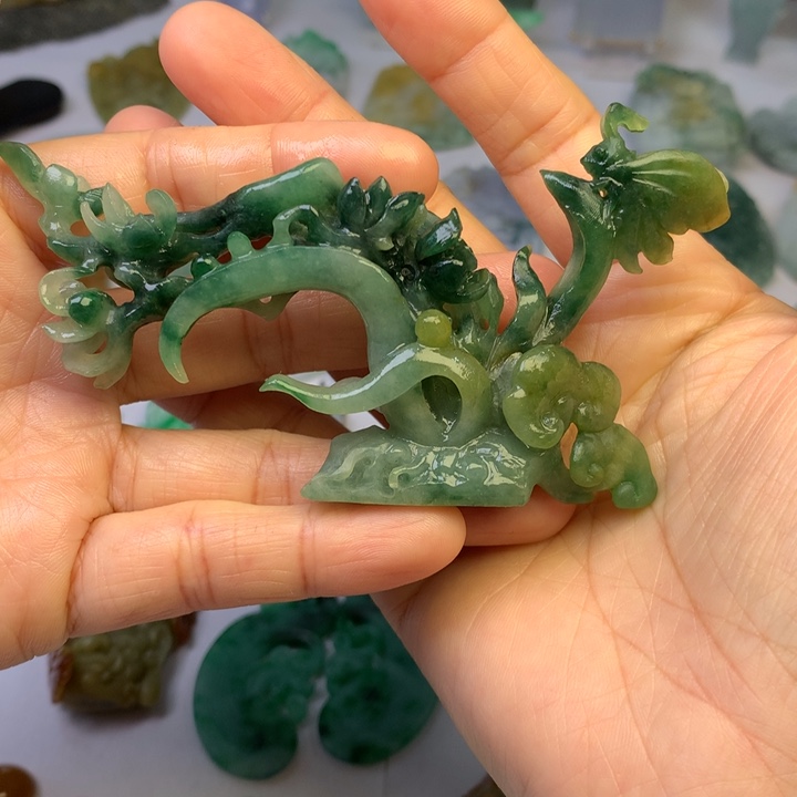 定制翡翠未镶嵌翡翠