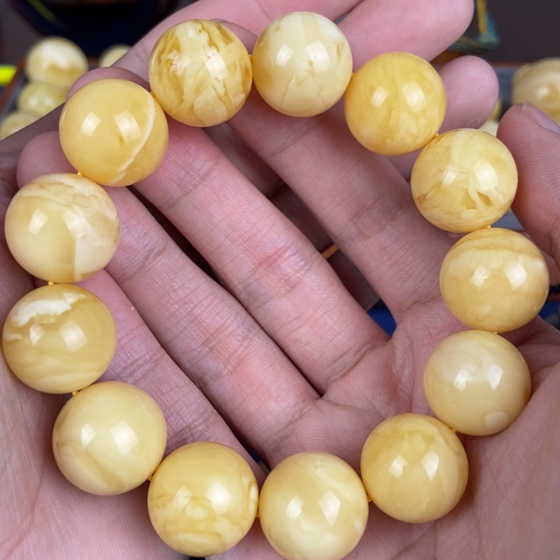 琥珀裸石未镶嵌蜜蜡