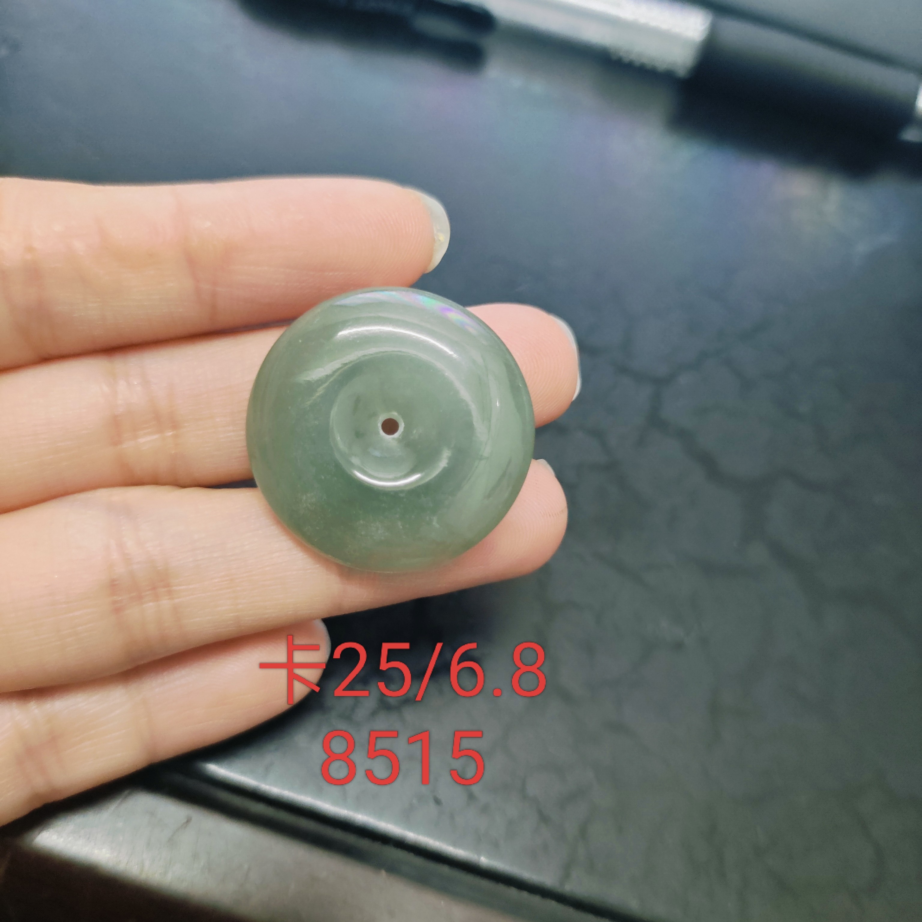 冰透晴底肉嘟嘟厚平安扣天然缅甸翡翠A货