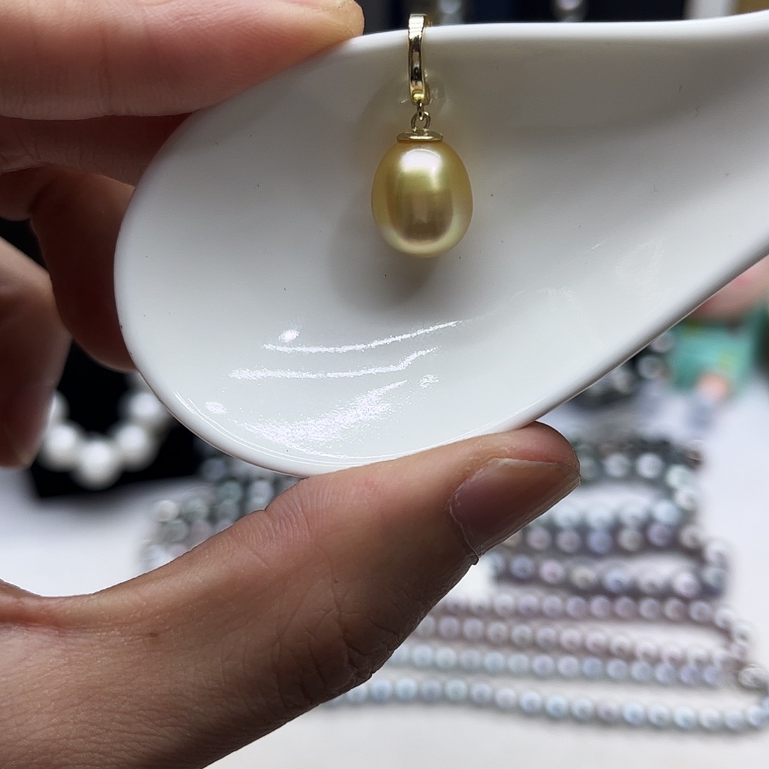 颈饰海水珍珠未镶嵌