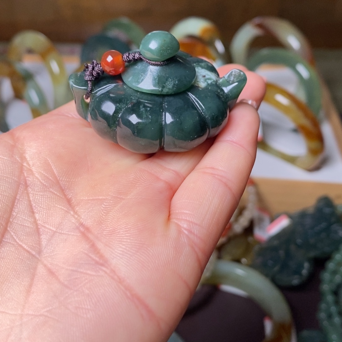 蛇纹石玉未镶嵌其它