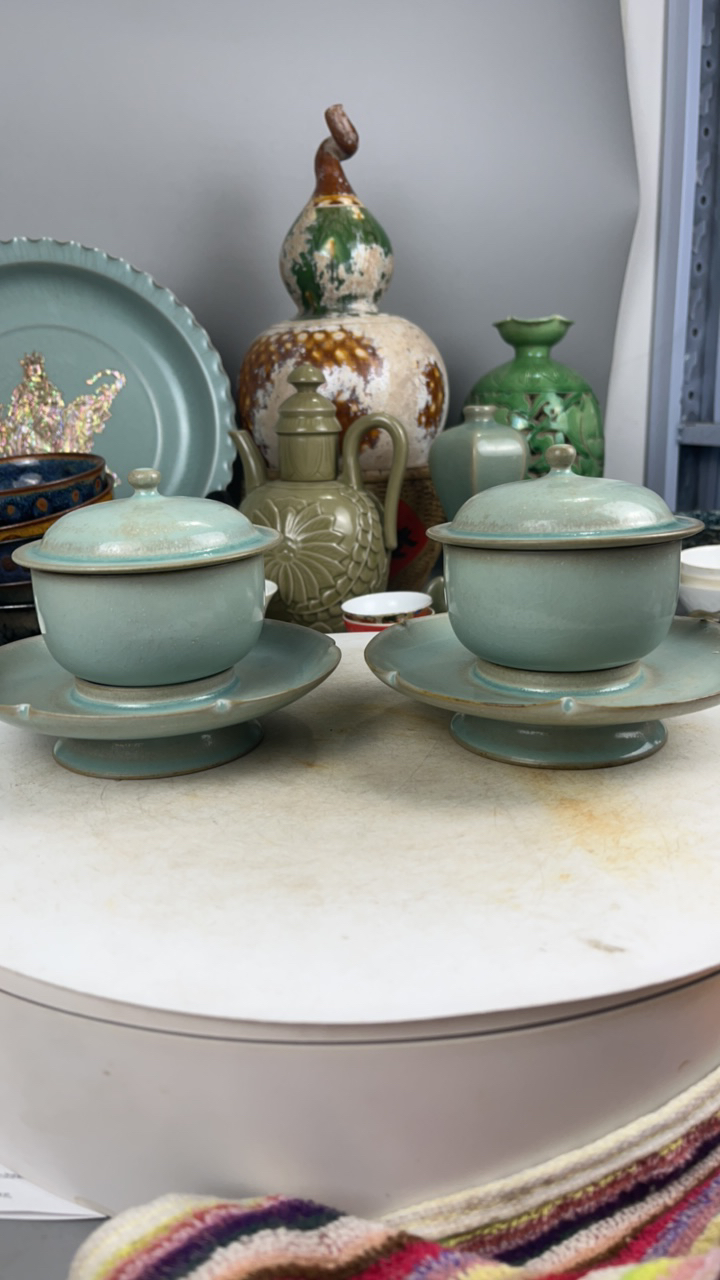 汝窑茶盏，瓷瓷瓷漏漏漏漏