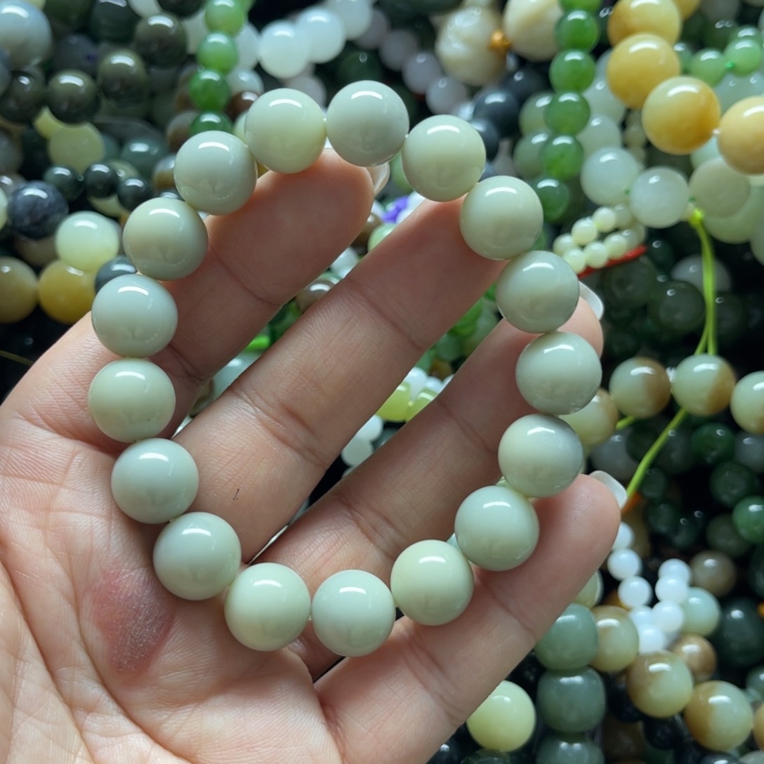 和田玉手链未镶嵌