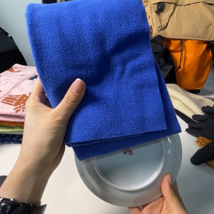 瓷片68。。。。。。。。。。。。。。。。