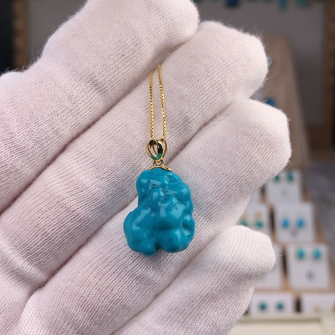 绿松石颈饰18K金镶嵌