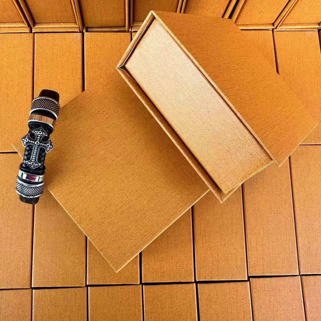 铁合金皮质手链 钛钢皮质手链 高定高碳金属钛黑武士手链