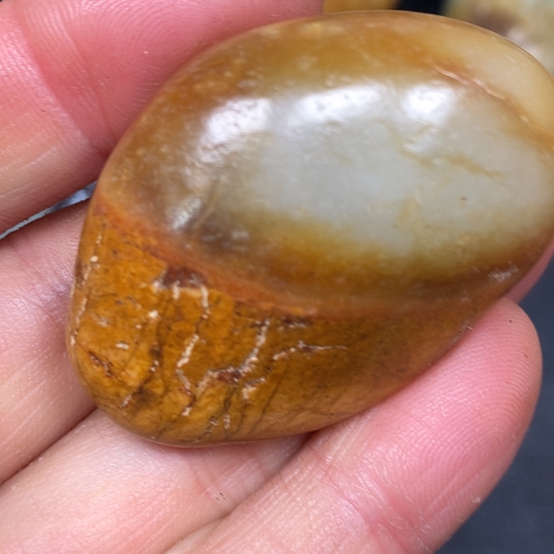 和田玉未镶嵌珠宝奇石