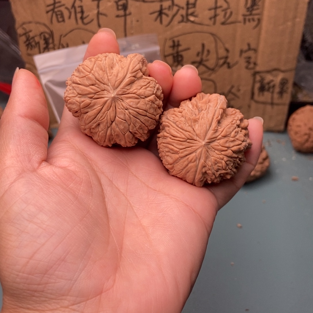 鹅***兄吊坠文玩核桃暴雪一帆60