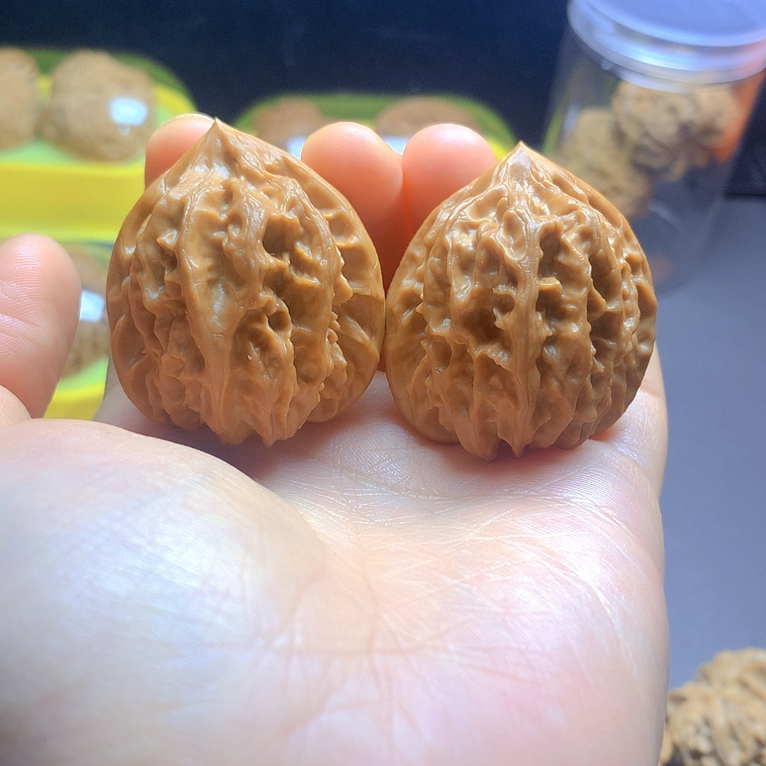 文玩核桃吊坠曹大龙37尺