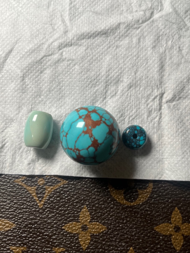 原矿绿松石圆珠配饰无优化