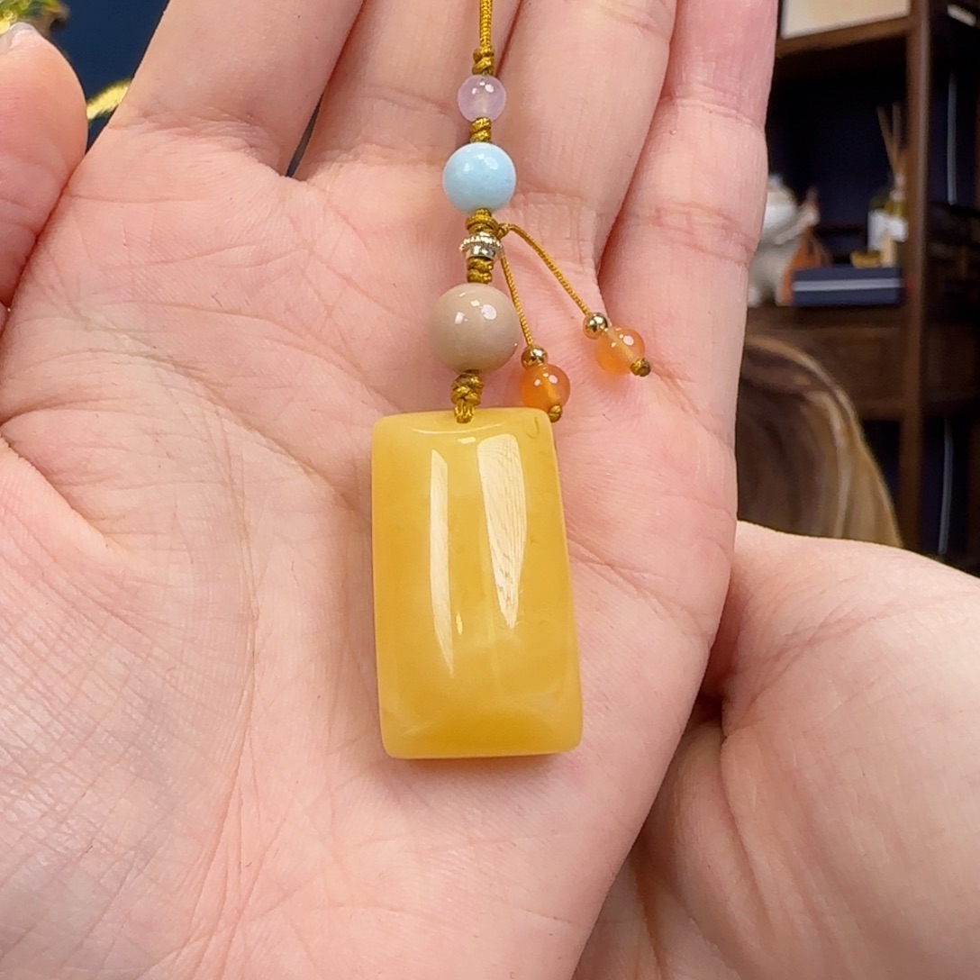 未镶嵌颈饰蜜蜡1111111111111