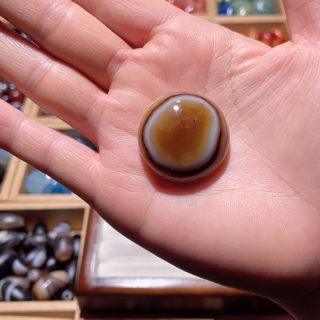 玛瑙/玉髓未镶嵌珠宝半成品