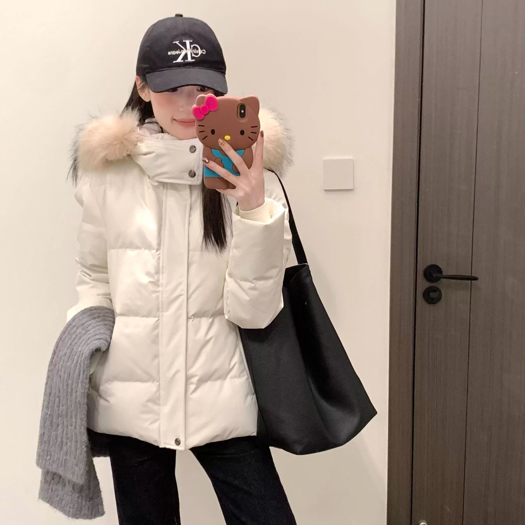 收腰羽绒棉服女2025年新款短款大毛领修身小个子棉衣加厚冬季外套