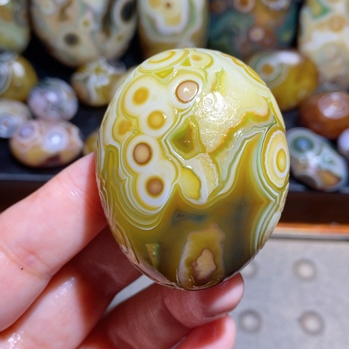 未镶嵌玛瑙/玉髓珠宝半成品170