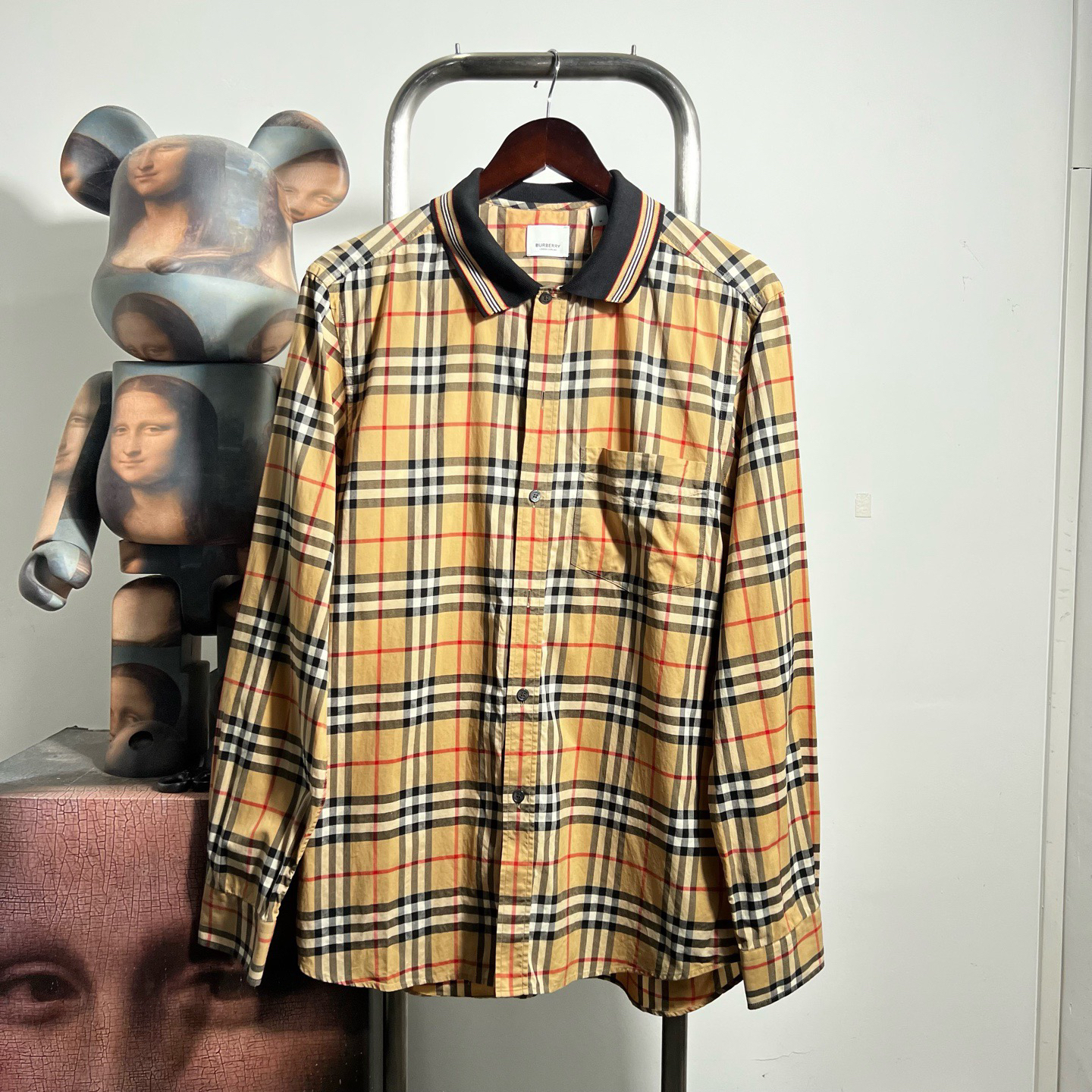 99新 BURBERRY/博柏利 U0501格纹寸衫 M码衣长74胸围53