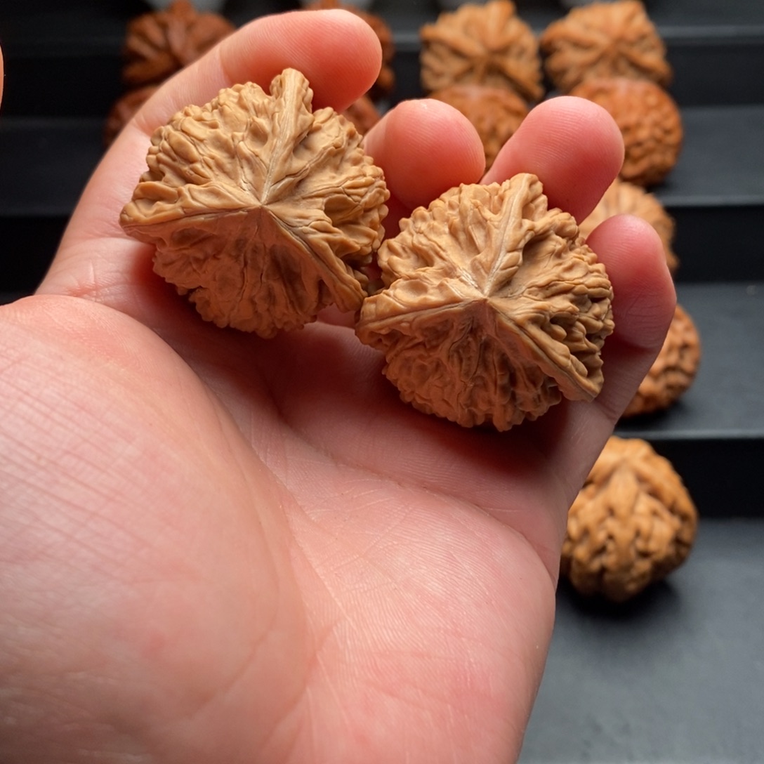 吊坠文玩核桃38御龙球奔