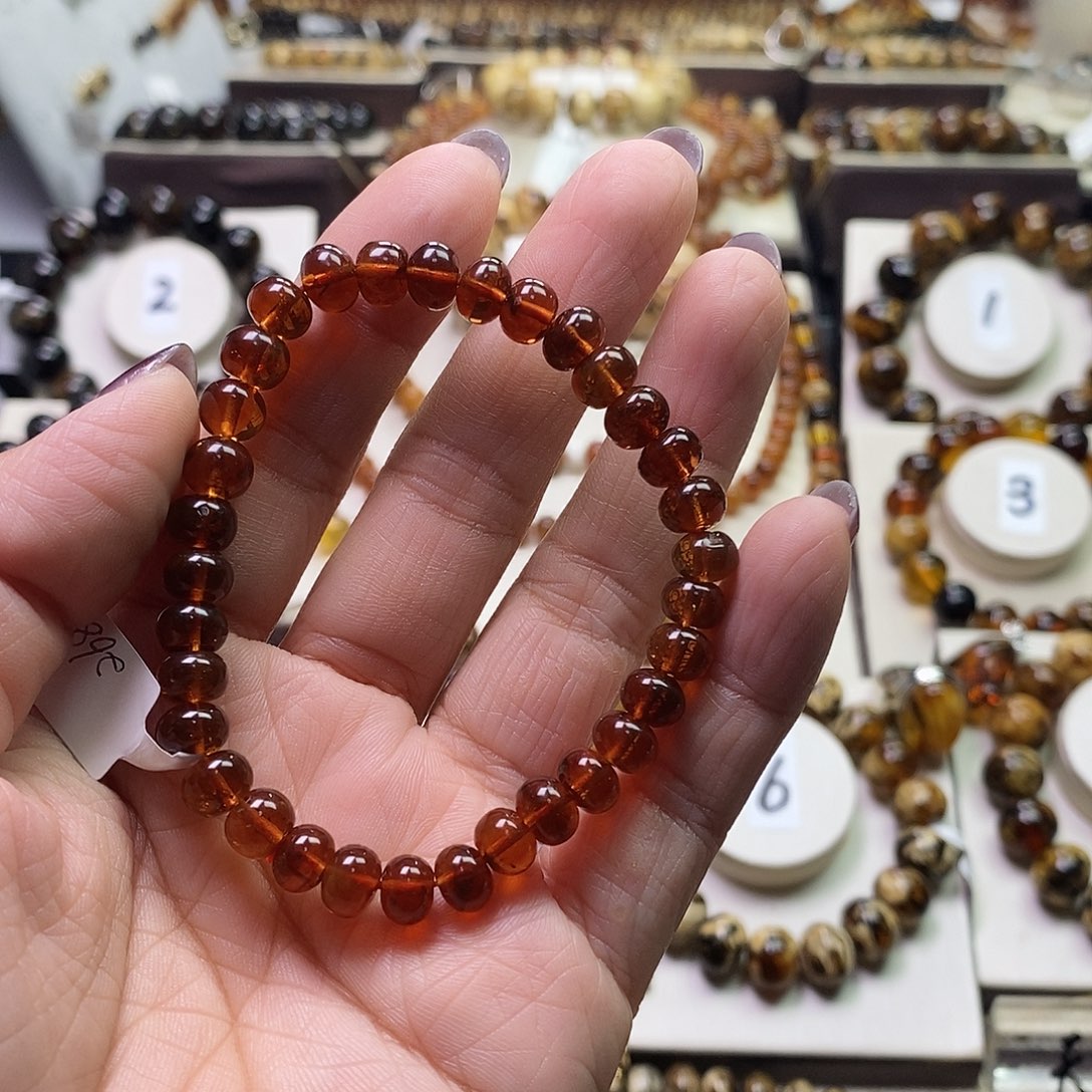 琥珀未镶嵌裸石血珀7m