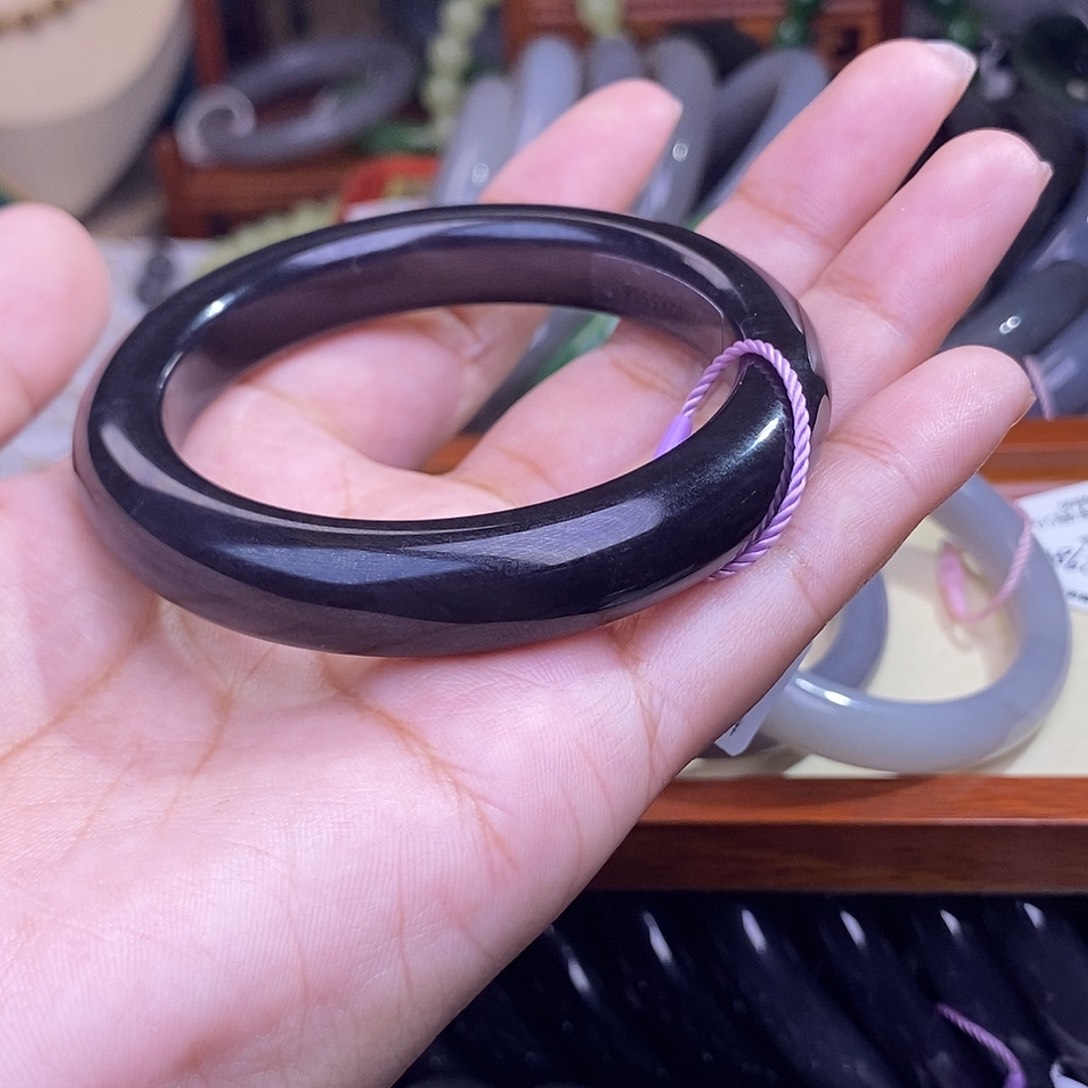 和田玉清货价烟紫手镯55.5圈未镶嵌