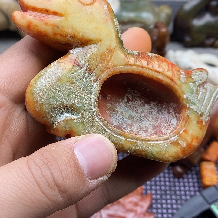 未镶嵌蛇纹石玉颈饰