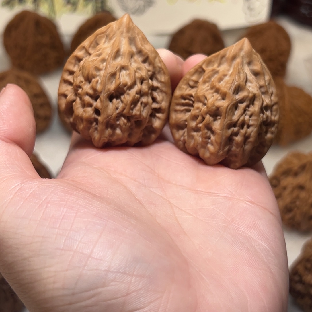 光***丶文玩核桃吊坠原树鸭嘴