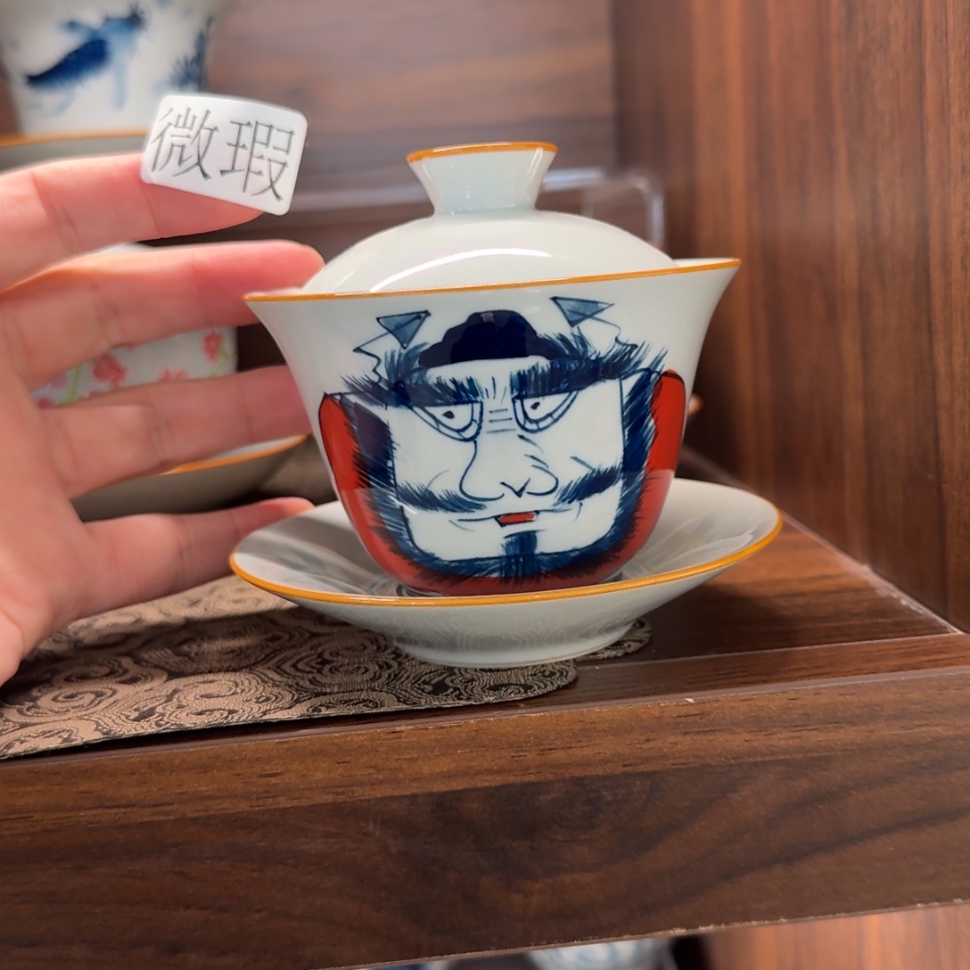 釉下手绘茶具微瑕