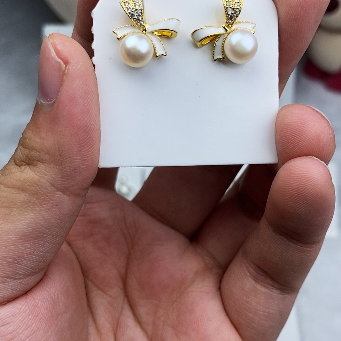 耳饰淡水珍珠未镶嵌