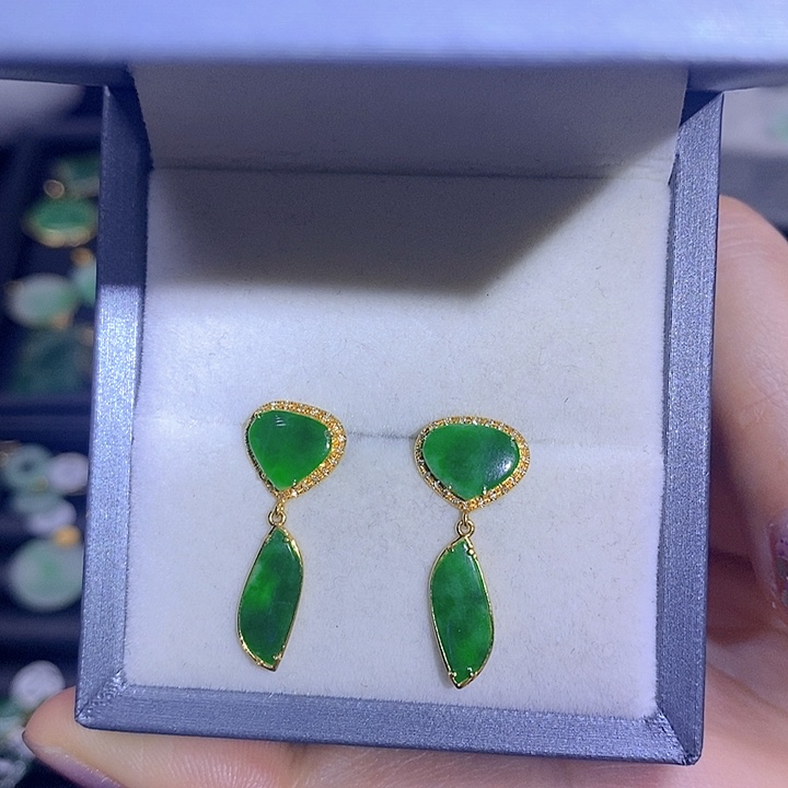 翡翠耳饰18K金镶嵌天然翡翠