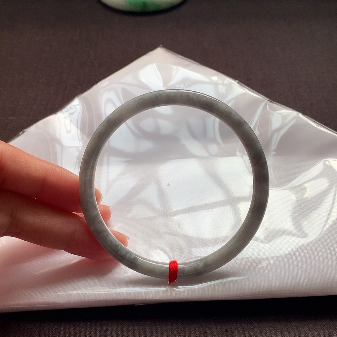 翡翠未镶嵌手镯59完美