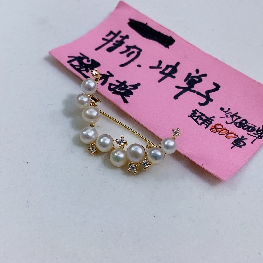 淡水珍珠胸针未镶嵌