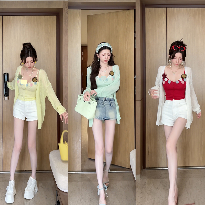 小雨姐姐夏款【半夏套装】时尚防晒薄款针织开衫 花朵针织吊带套装
