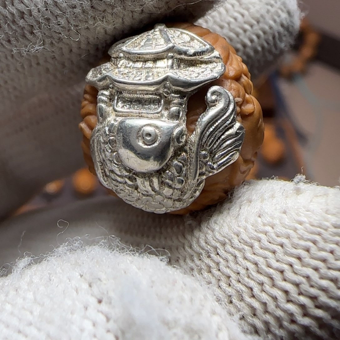 回***佳猴头核桃吊坠微瑕不退换鲫鱼龙门