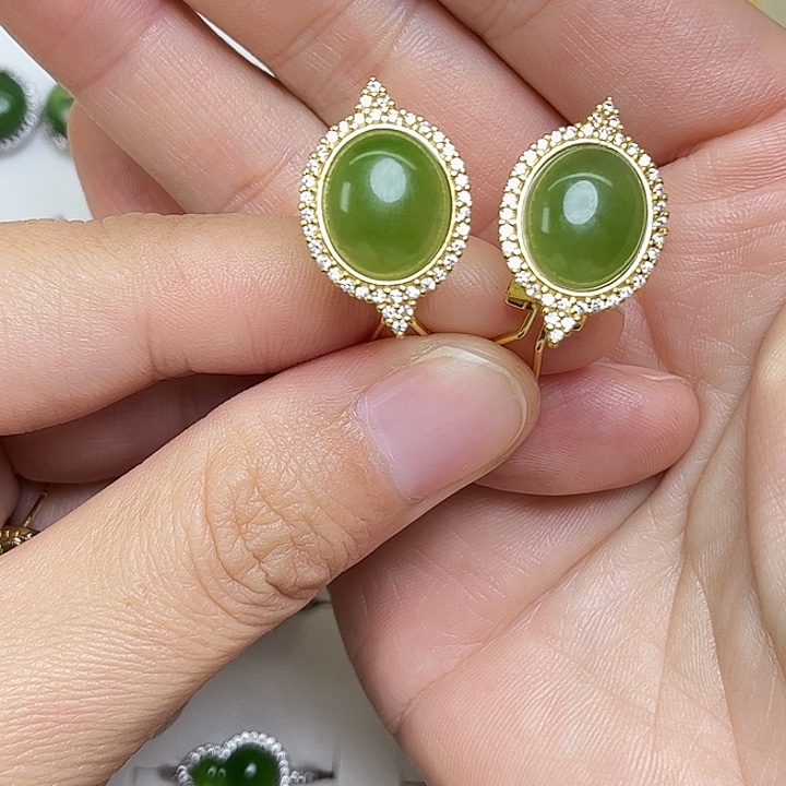 橘***糖和田玉银S925镶嵌耳饰