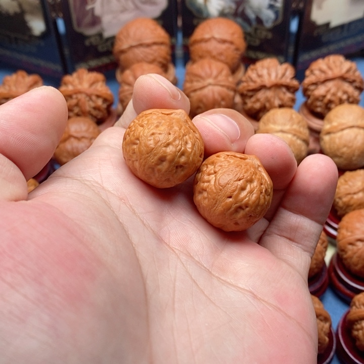 旭***把件文玩核桃麒麟磨