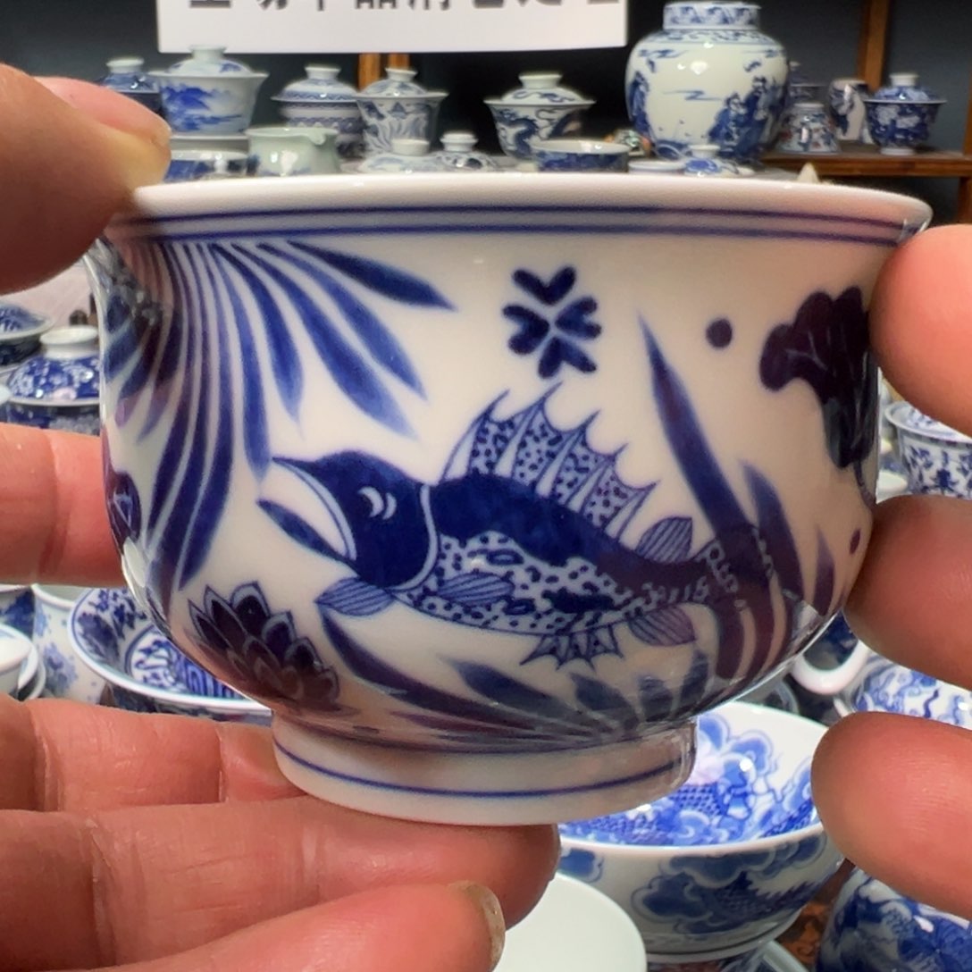摆件景德镇青花瓷器